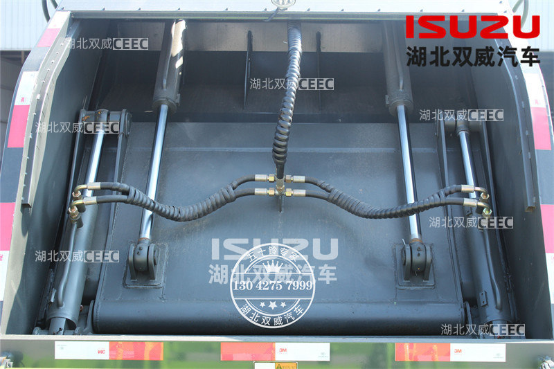 庆铃五十铃600P国六压缩垃圾车