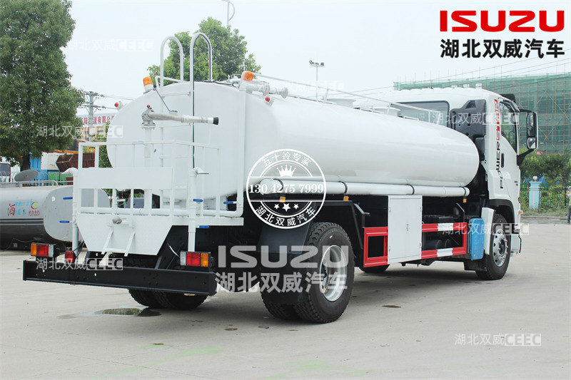 庆铃五十铃巨咖 12方饮用水车 出口专供