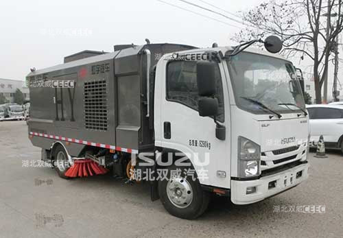 庆铃五十铃虹宇牌HYS5081TXCQ6型吸尘车