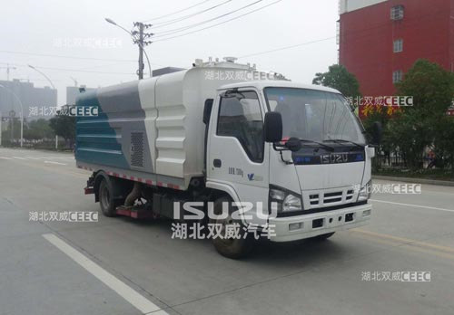 庆铃五十铃华通牌HCQ5070TXCQL6型吸尘车