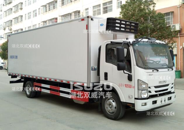 热销国六五十铃程力威牌CLW5117XLCQ6型冷藏车