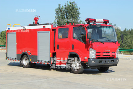 五十铃国六热销车型新东日牌YZR5100GXFPM30/Q6泡沫消防车