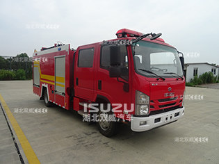 国六热门车型五十铃程力威牌CLW5100GXFPM35/QL泡沫消防车