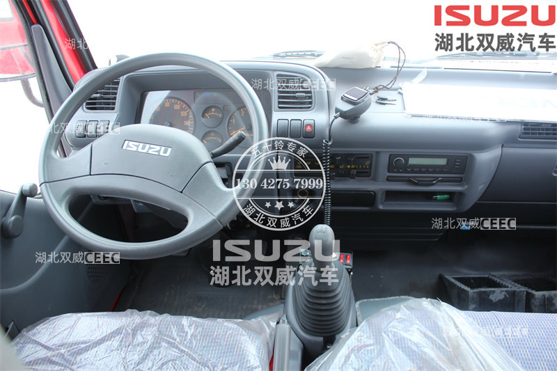 热门车型庆铃五十铃100P国六2吨泡沫消防车 应急救援消防车 