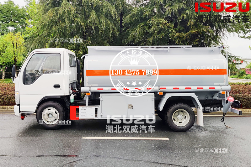 出口热销车型！庆铃五十铃100P 国五6方加油车 油罐车