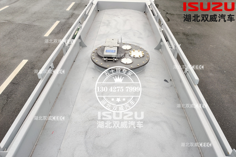 出口热销车型！庆铃五十铃100P 国五6方加油车 油罐车