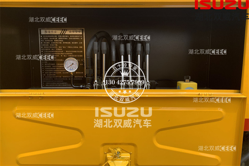高空作业车2.jpg