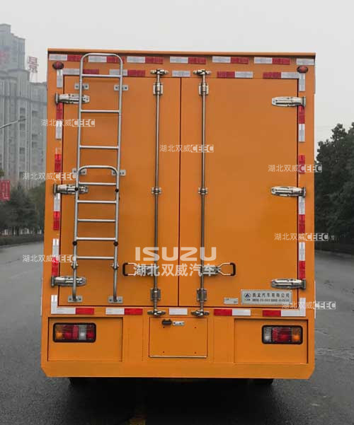电源车 331.jpg
