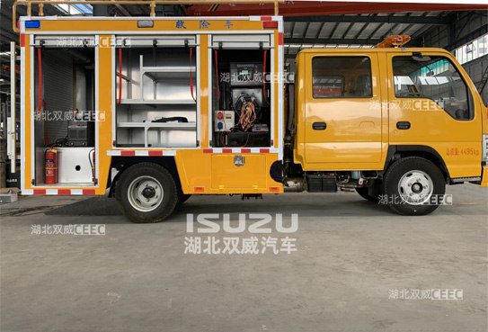 救险车 339.jpg