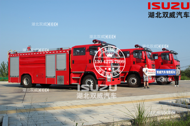 巨咖消防车 (5).JPG