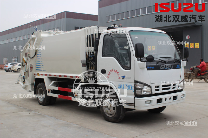激情七月，杭州园林公司采购1台五十铃压缩式垃圾车