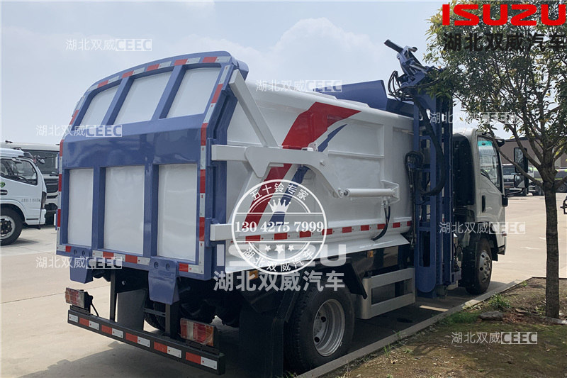 五十铃KV600 国六6方自装卸式垃圾车