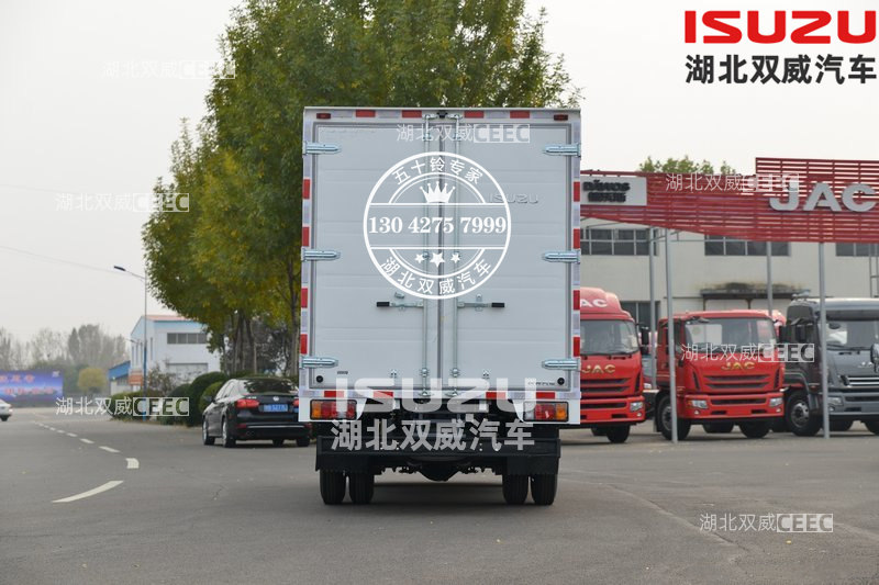 庆铃五十铃M100单排载货车 厢式货车 轻卡厢式货车